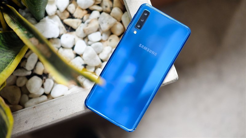 Mua Samsung Galaxy A7 (2018) nhận gói ưu đãi xem phim, cà phê cuối tuần